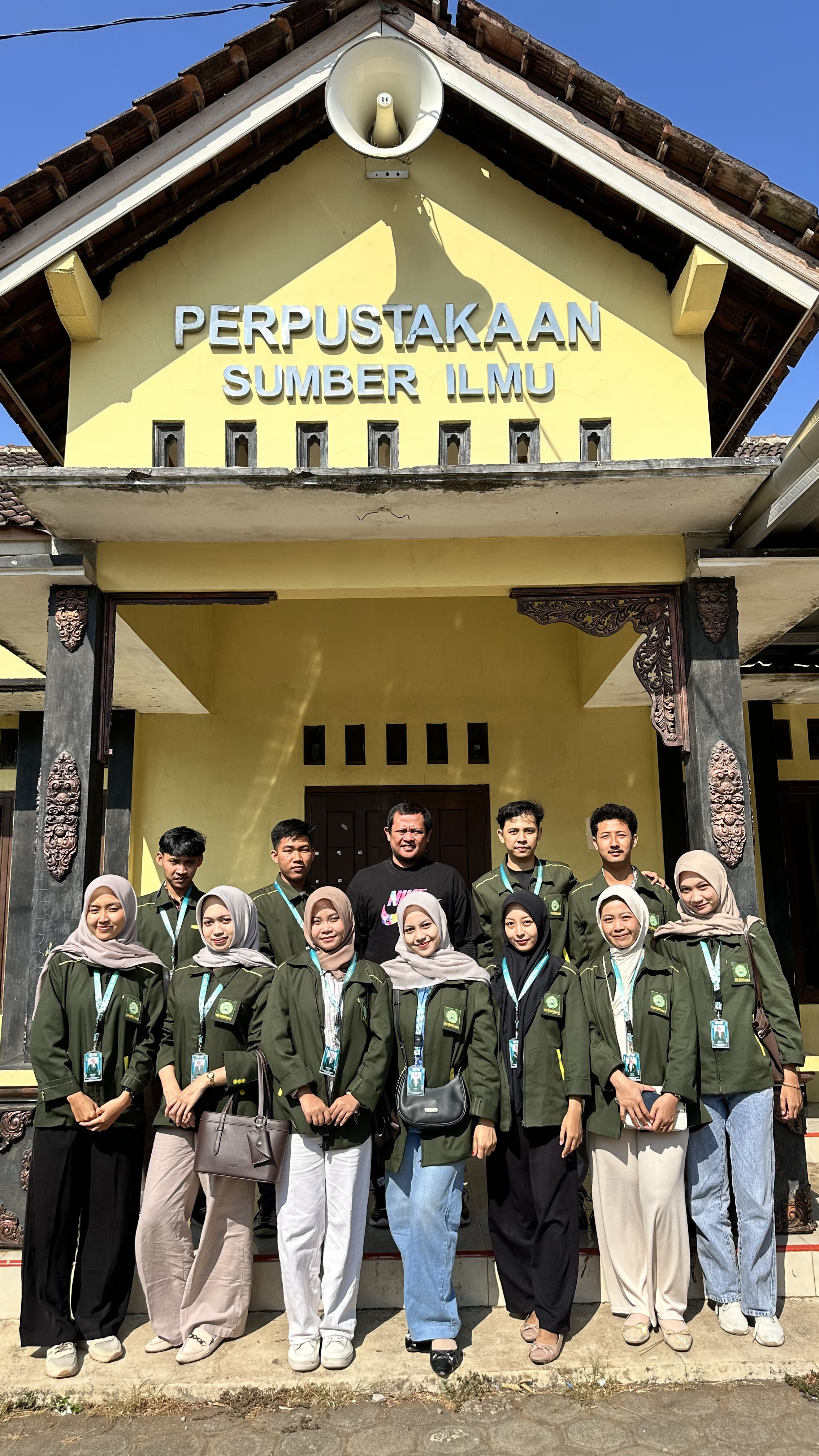 Observasi ke SD Negeri 2 Rajekwesi - Perpustakaan Sumber Ilmu