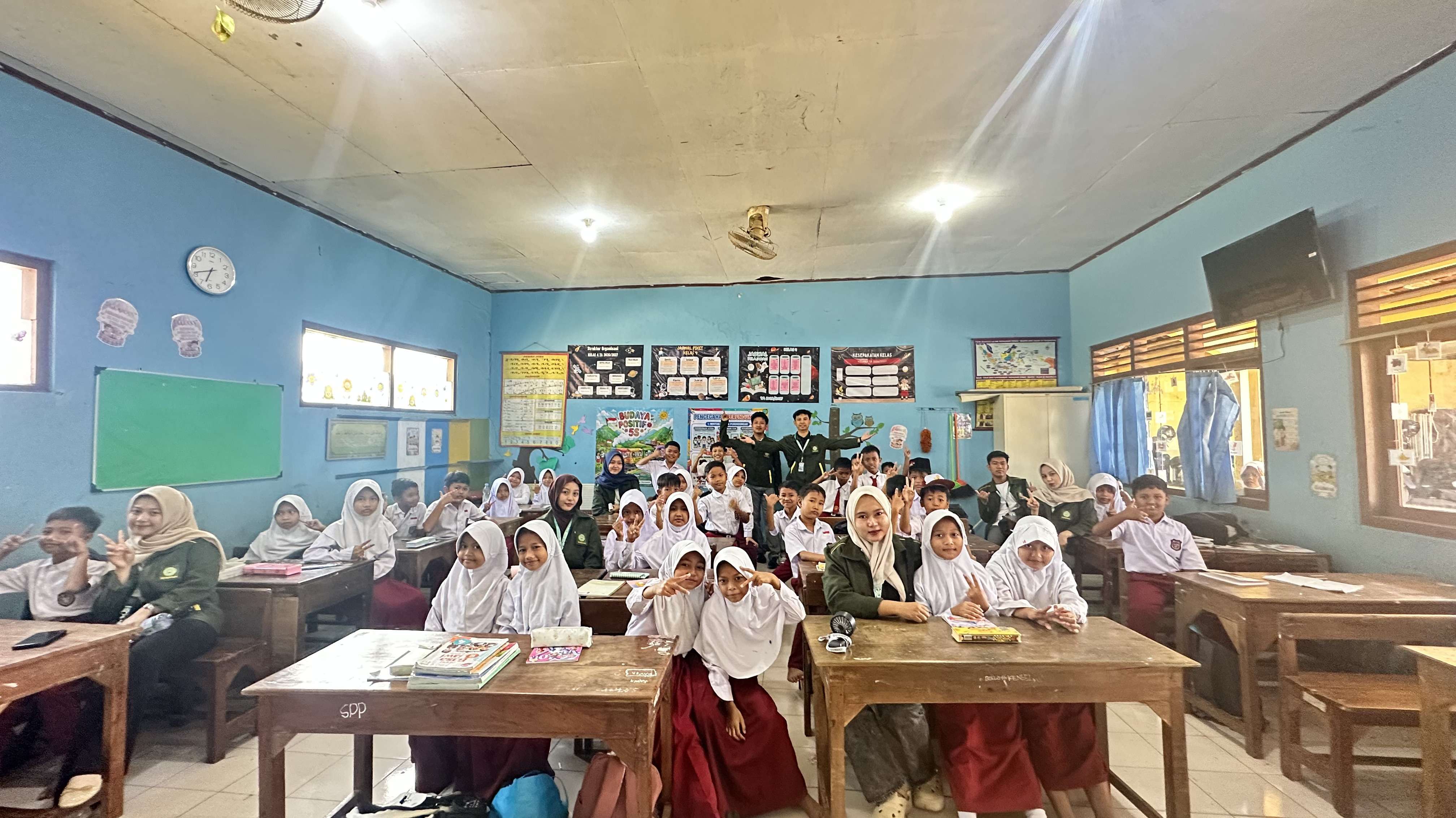 Sosialisasi Mini Garden Sd